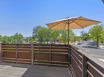 880 S Center Street, Reno, NV 89501 Photo