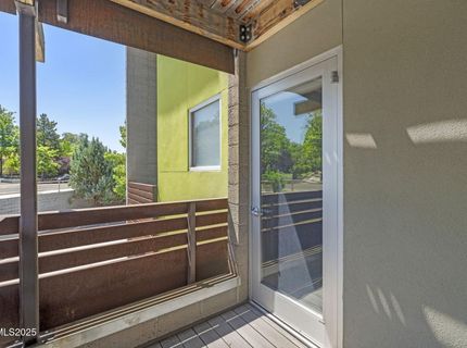 880 S Center Street, Reno, NV 89501 Photo