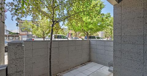 880 S Center Street, Reno, NV 89501 Photo