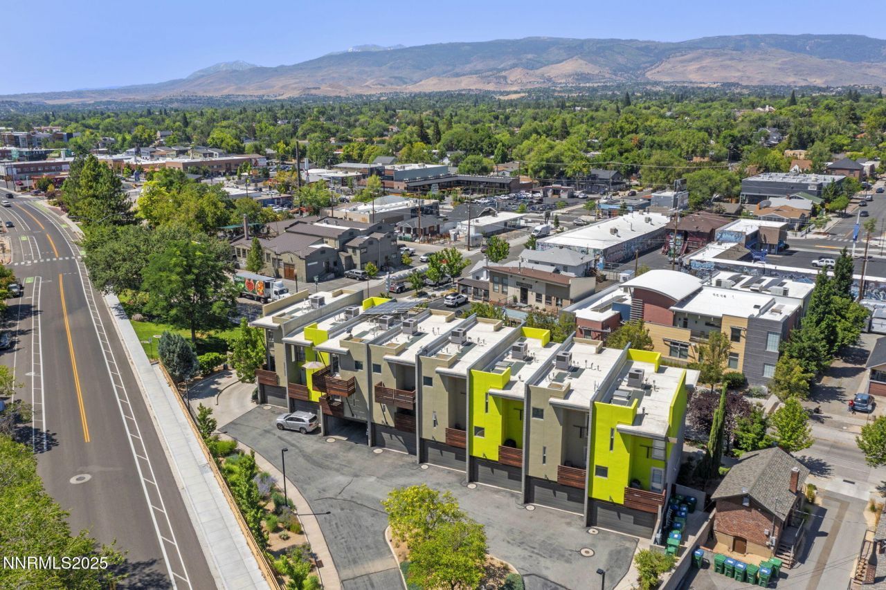 880 S Center Street, Reno, NV 89501 Photo