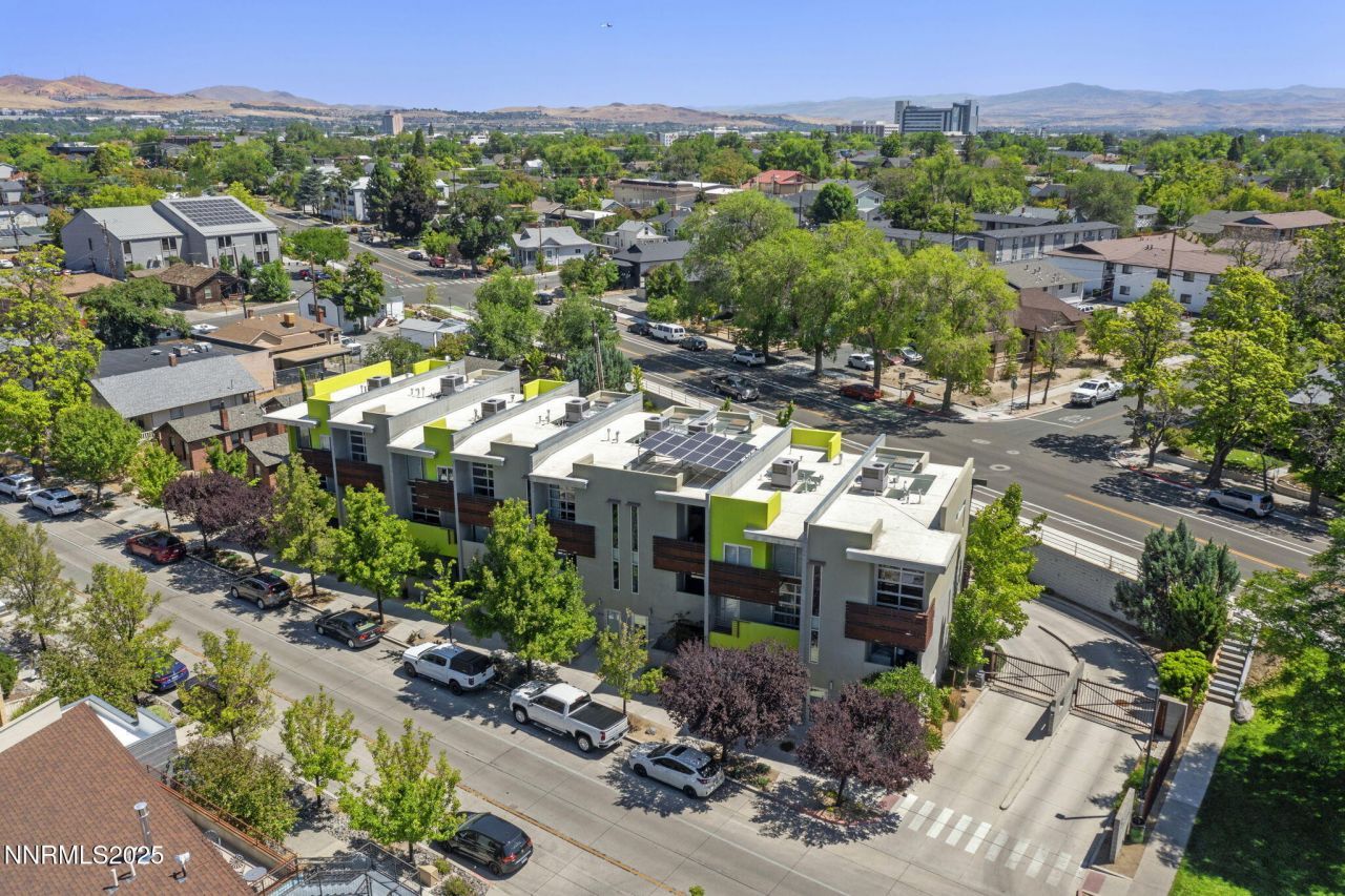 880 S Center Street, Reno, NV 89501 Photo