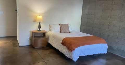 880 S Center Street, Reno, NV 89501 Photo