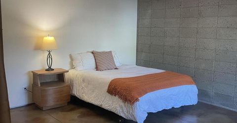 880 S Center Street, Reno, NV 89501 Photo