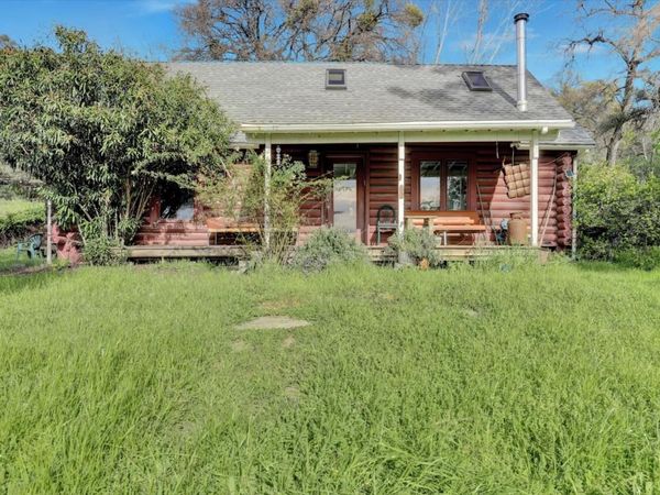 16101 Barbara Ct, Grass Valley, CA 95949