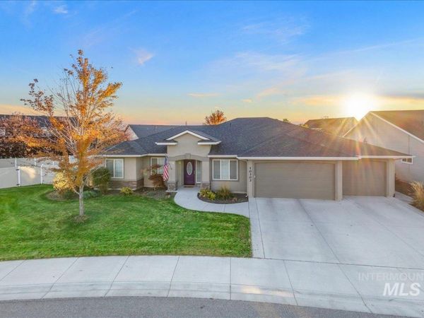 10303 Ryan Peak Dr, Nampa, ID 83687