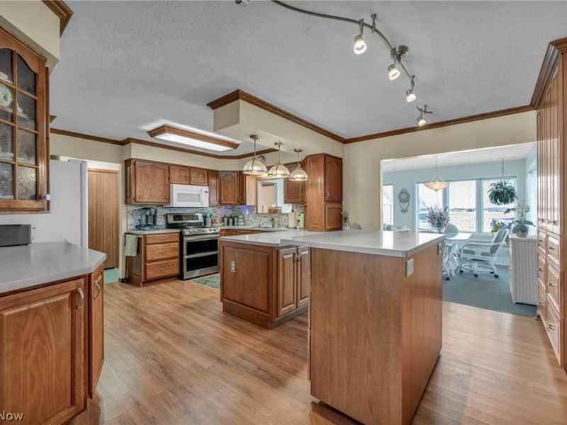 9217 Bechtel Road, Elyria, OH 44035 Photo 9