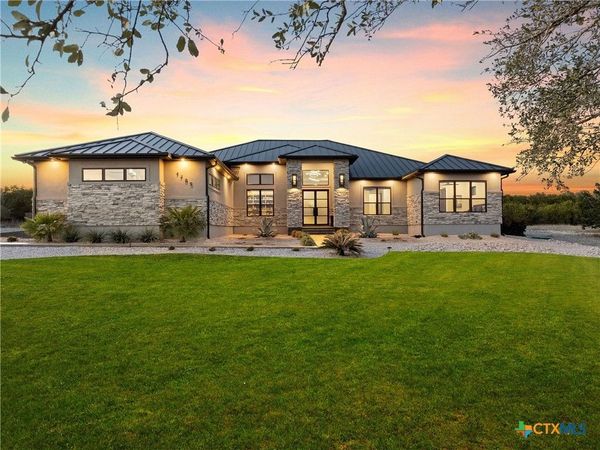 1709 Paradise Parkway, Canyon Lake, TX 78133