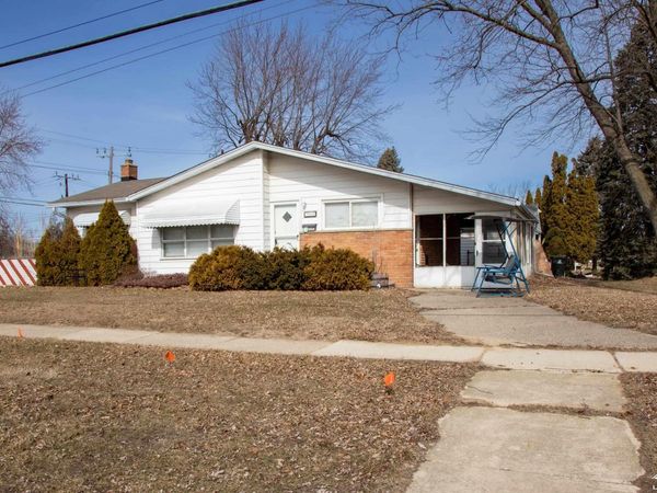 33618 Warren Road, Westland, MI 48185