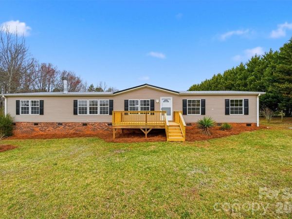 3150 Cranberry Road , Boonville, NC 27011