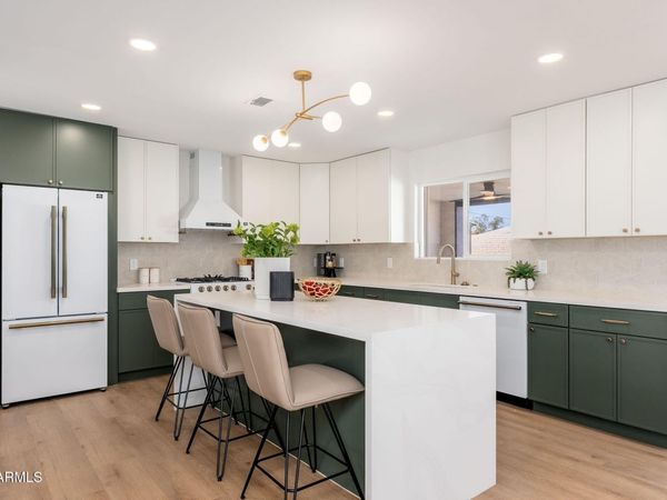 2422 N 74TH Street, Scottsdale, AZ 85257