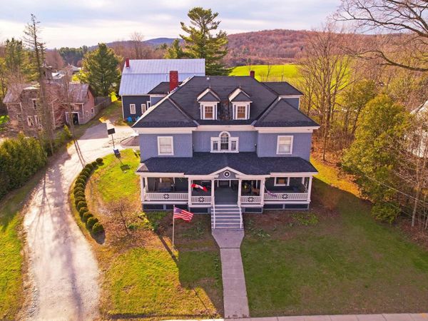 527 main Street, Enosburg, VT 05450