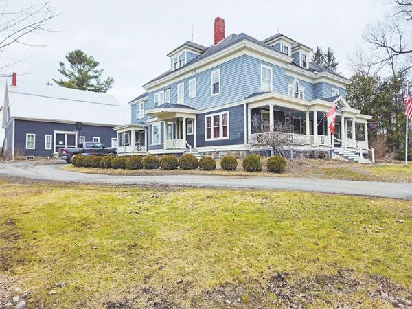 527 main Street, Enosburg, VT 05450