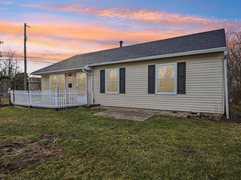 309 Baroness Way, Columbus, OH 43230 Photo 2