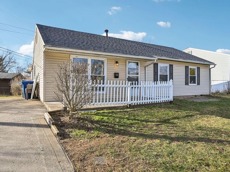 309 Baroness Way, Columbus, OH 43230 Photo 3