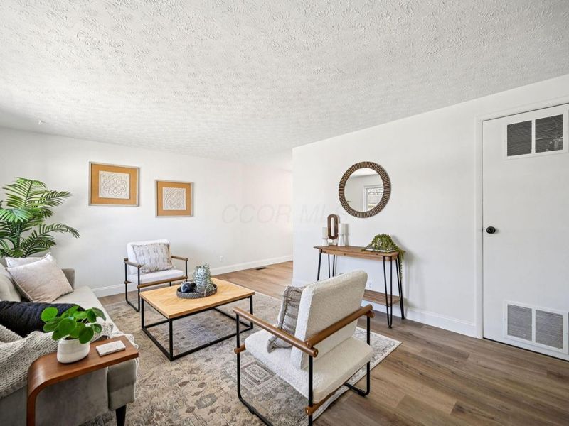 309 Baroness Way, Columbus, OH 43230 Photo 7