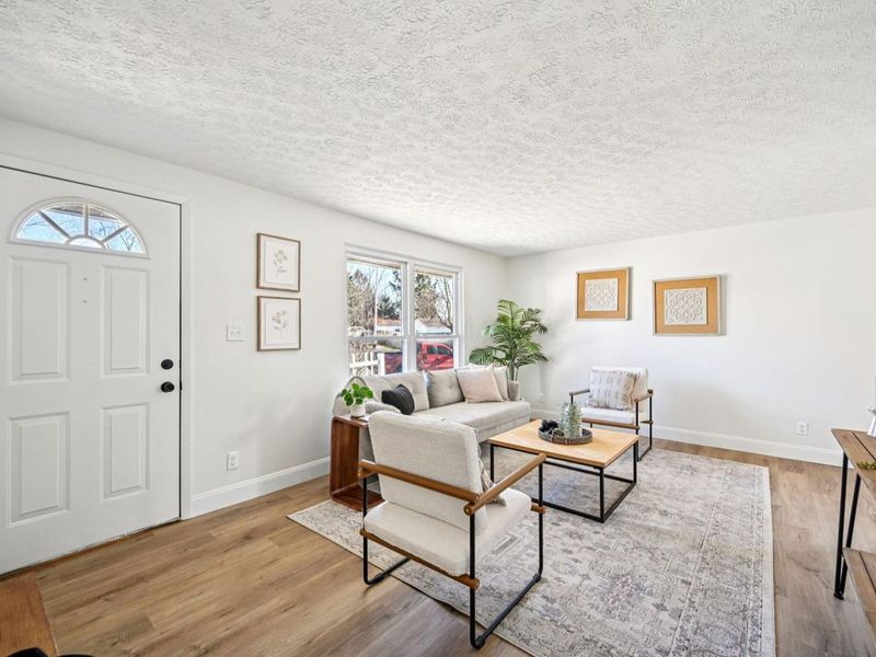 309 Baroness Way, Columbus, OH 43230 Photo 8