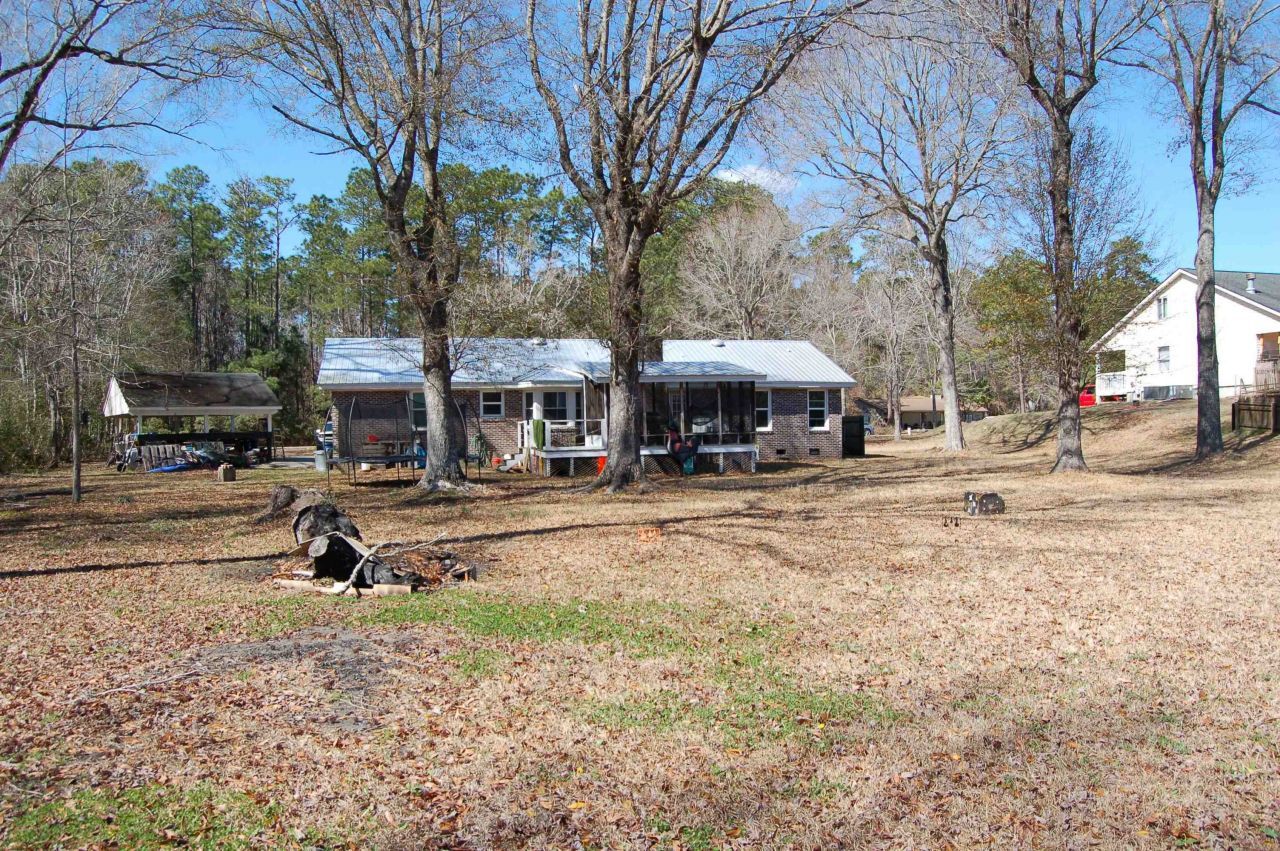 3700 Limerick Rd.  Photo 5