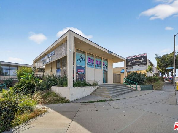 3001 W Beverly Boulevard , Montebello, CA 90640