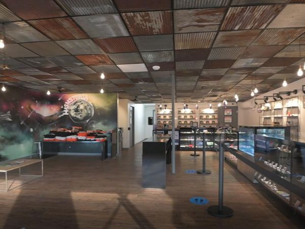 Main Street, Springfield, OR 97477