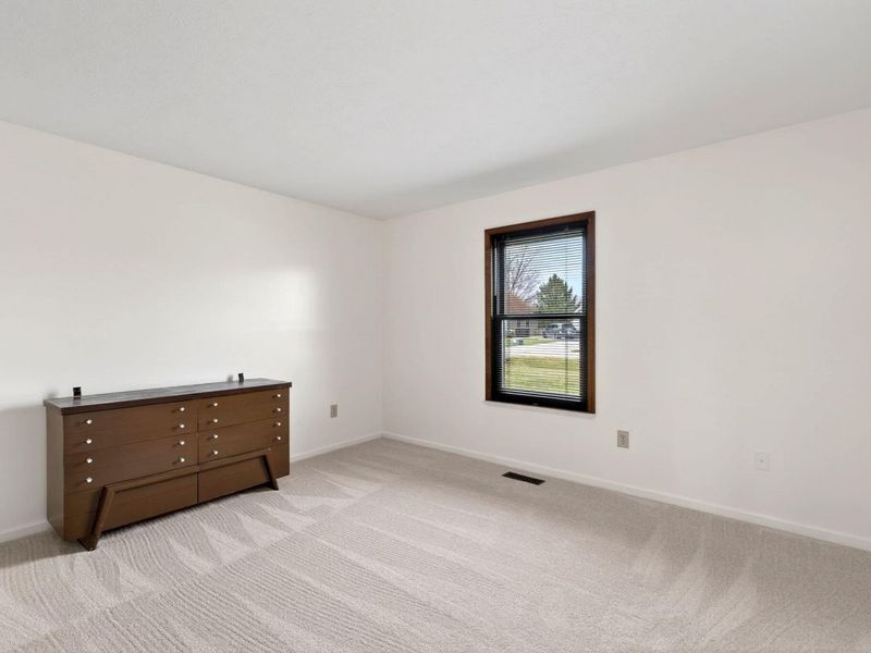 1010 Meadow Lark Drive, Enon, OH 45323 Photo 42