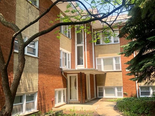 3352 W Hutchinson Street , Unit 1R, Chicago, IL 60618