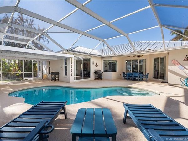 737 SW Dalton Circle, Port St Lucie, FL 34953