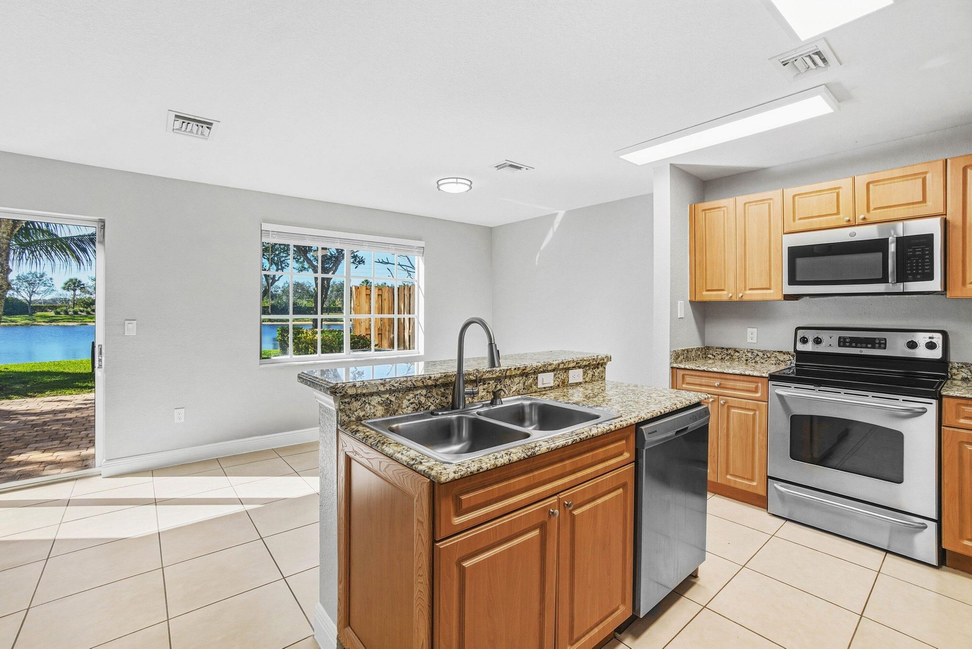 6712 Old Farm Trail, Boynton Beach, FL 33437 Photo