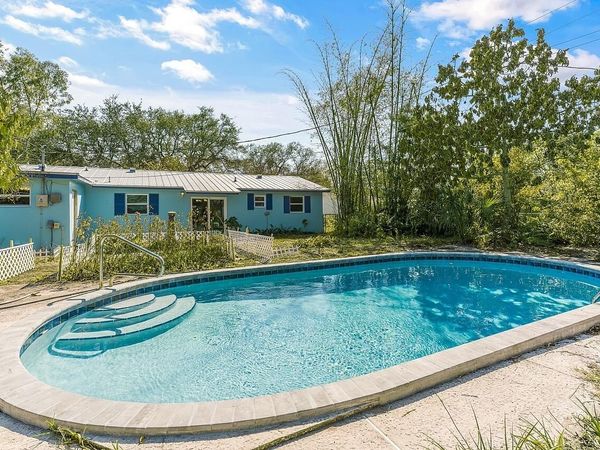 45 1st Court SW, Vero Beach, FL 32962