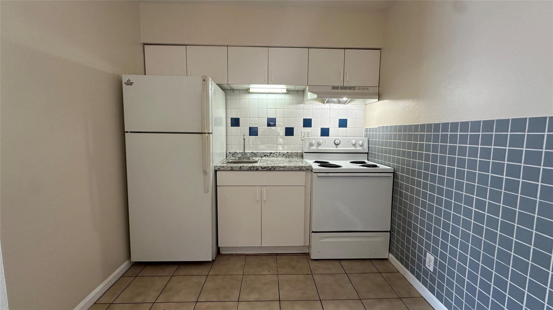 1973 NE 4th Street, Unit 6, Deerfield Beach, FL 33441 Photo