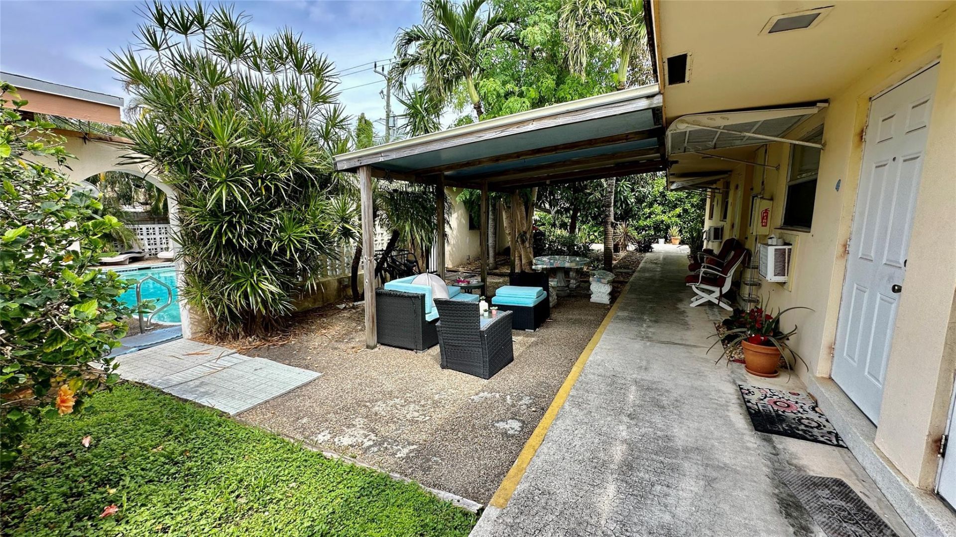 1973 NE 4th Street, Unit 6, Deerfield Beach, FL 33441 Photo