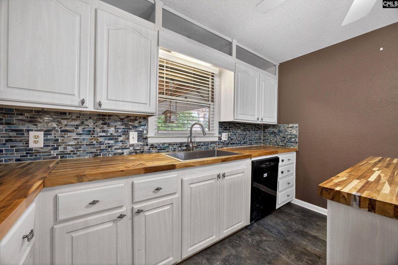 119 Logan Rock Court Photo 11