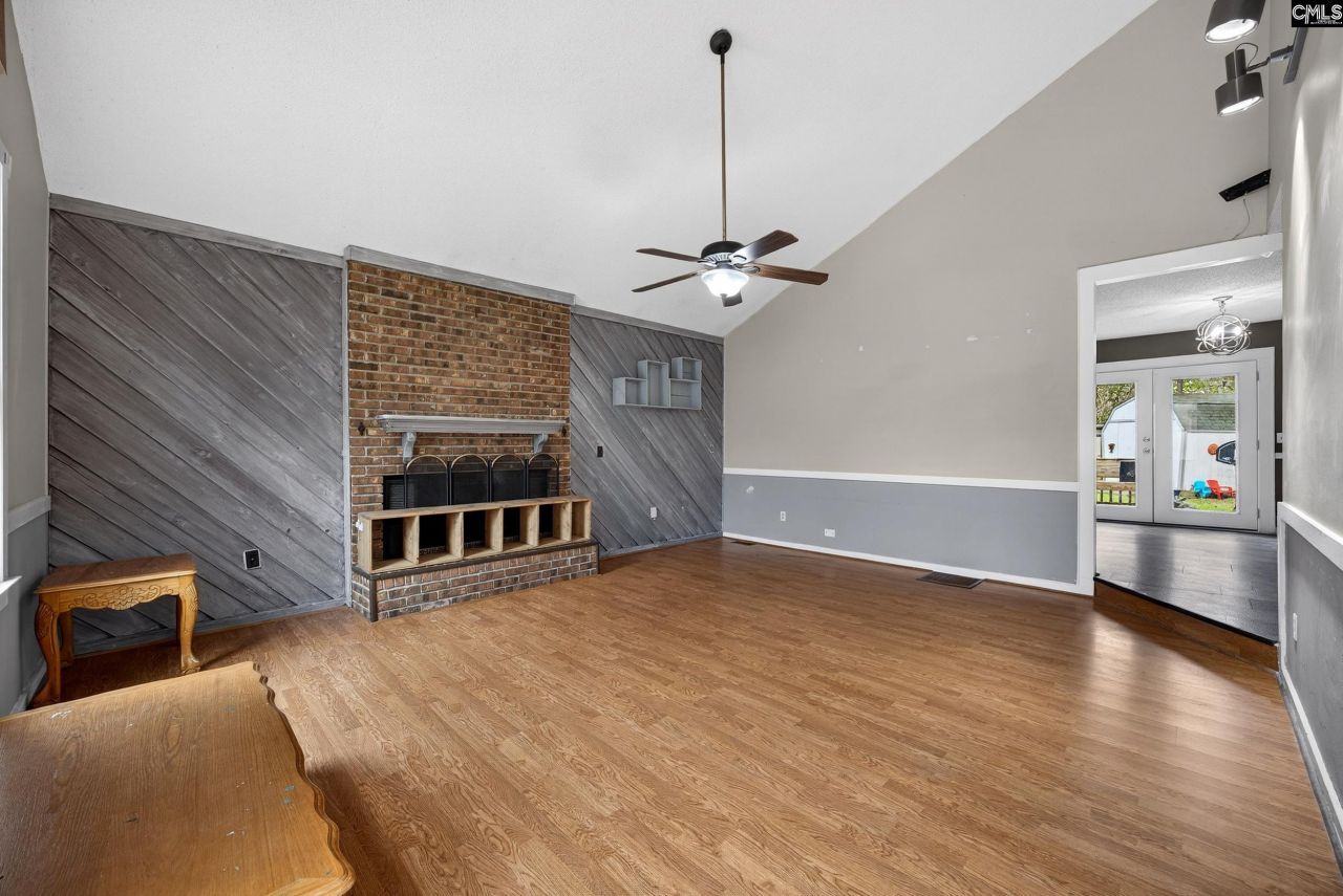 119 Logan Rock Court Photo 4