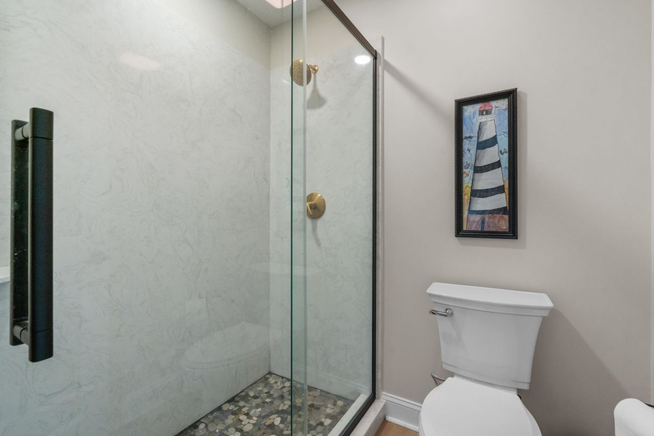 12 Shadow Moss Pl.  Photo 22