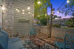 12 Shadow Moss Pl.  photo 4