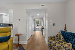 12 Shadow Moss Pl.  photo 4