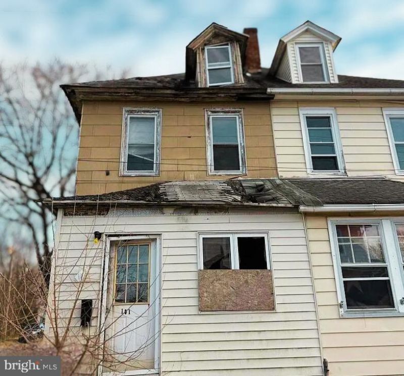 101 Penn Street, Penns Grove, NJ 08069 Main Photo