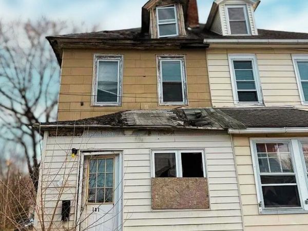 101 PENN STREET, PENNS GROVE, NJ 08069