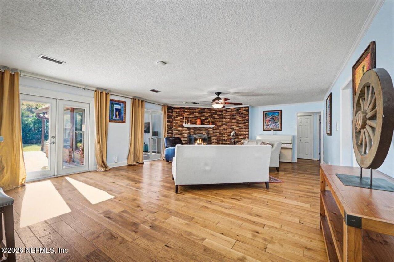 9372 Beauclerc Wood Lane N, Jacksonville, FL 32257 Photo