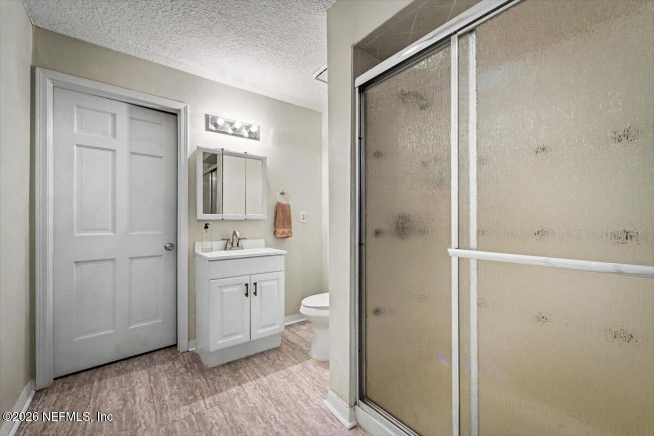 9372 Beauclerc Wood Lane N, Jacksonville, FL 32257 Photo