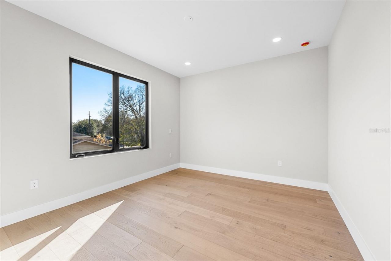 1326 W New Hampshire Street, Orlando, FL 32804 Photo