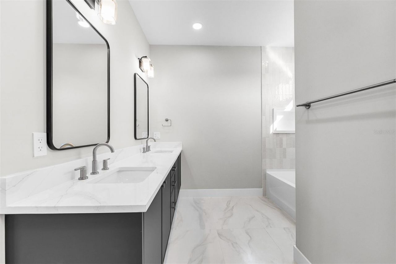 1326 W New Hampshire Street, Orlando, FL 32804 Photo