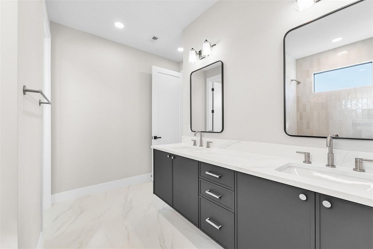 1326 W New Hampshire Street, Orlando, FL 32804 Photo