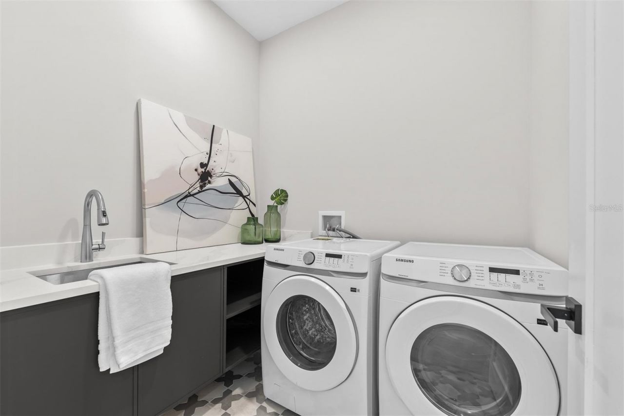 1326 W New Hampshire Street, Orlando, FL 32804 Photo