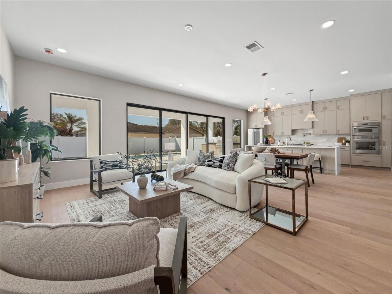 1326 W New Hampshire Street, Orlando, FL 32804 Photo