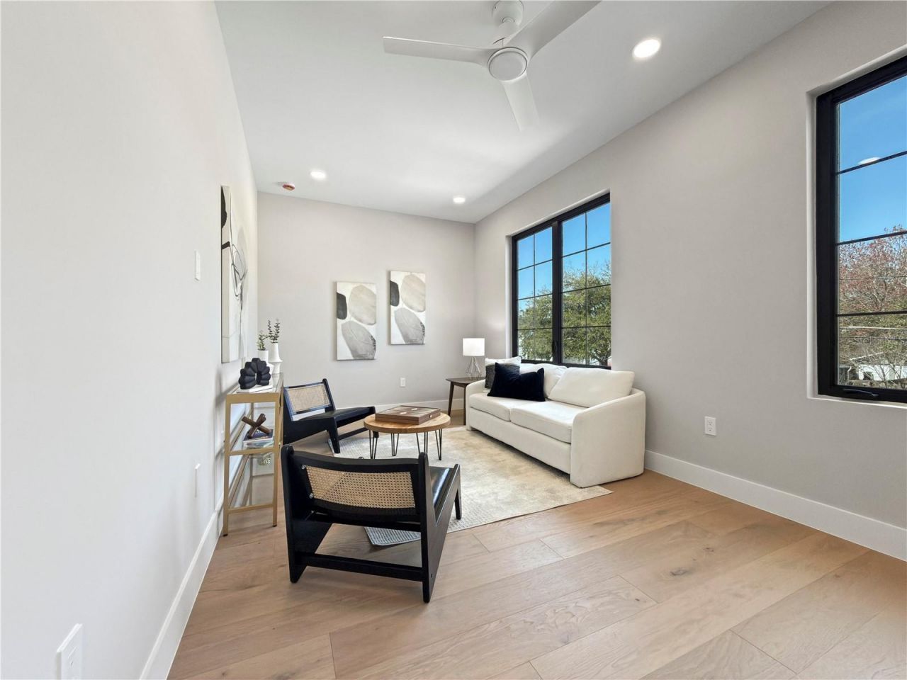 1326 W New Hampshire Street, Orlando, FL 32804 Photo