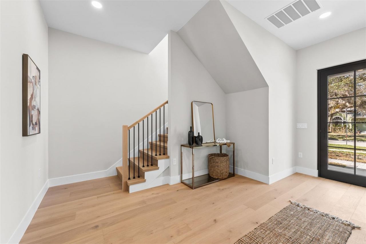 1326 W New Hampshire Street, Orlando, FL 32804 Photo