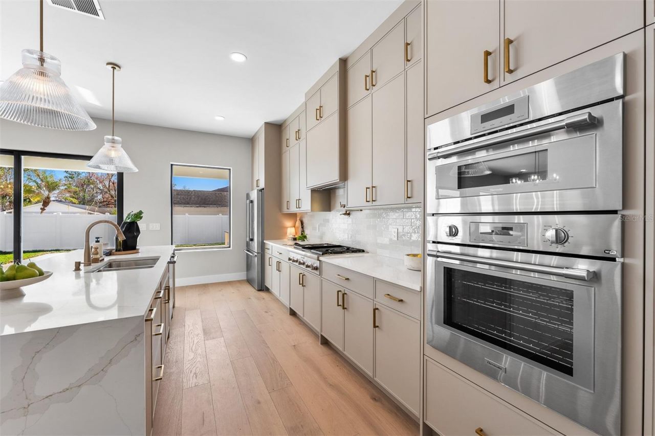 1326 W New Hampshire Street, Orlando, FL 32804 Photo