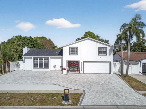 7613 RUSTIC DR , TAMPA, FL 33634