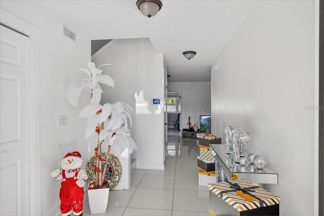 7613 Rustic Dr, Tampa, FL 33634 Photo