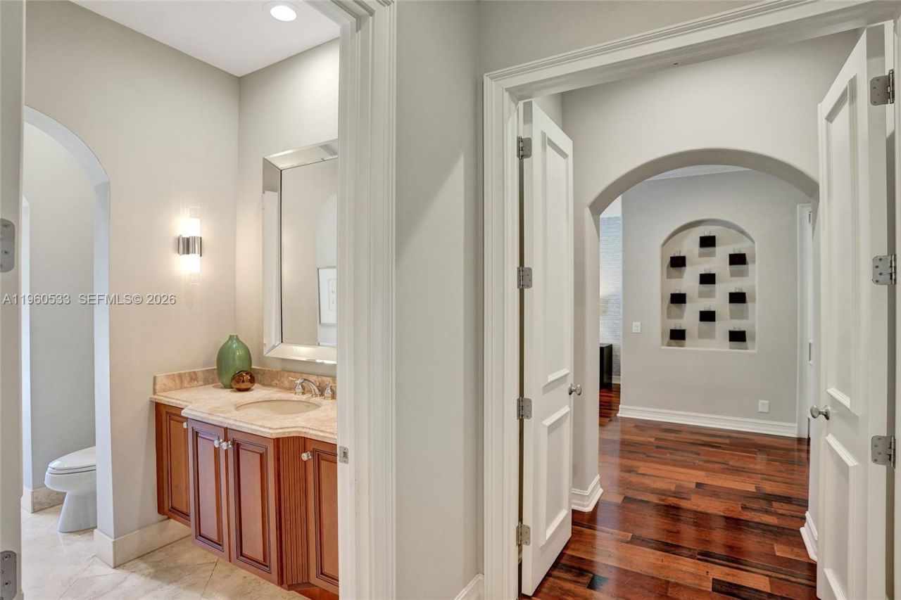 2539 Royal Palm Way, Weston, FL 33327 Photo